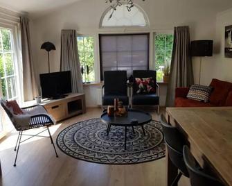 Hotel Molengroet - Noord-Scharwoude - Living room