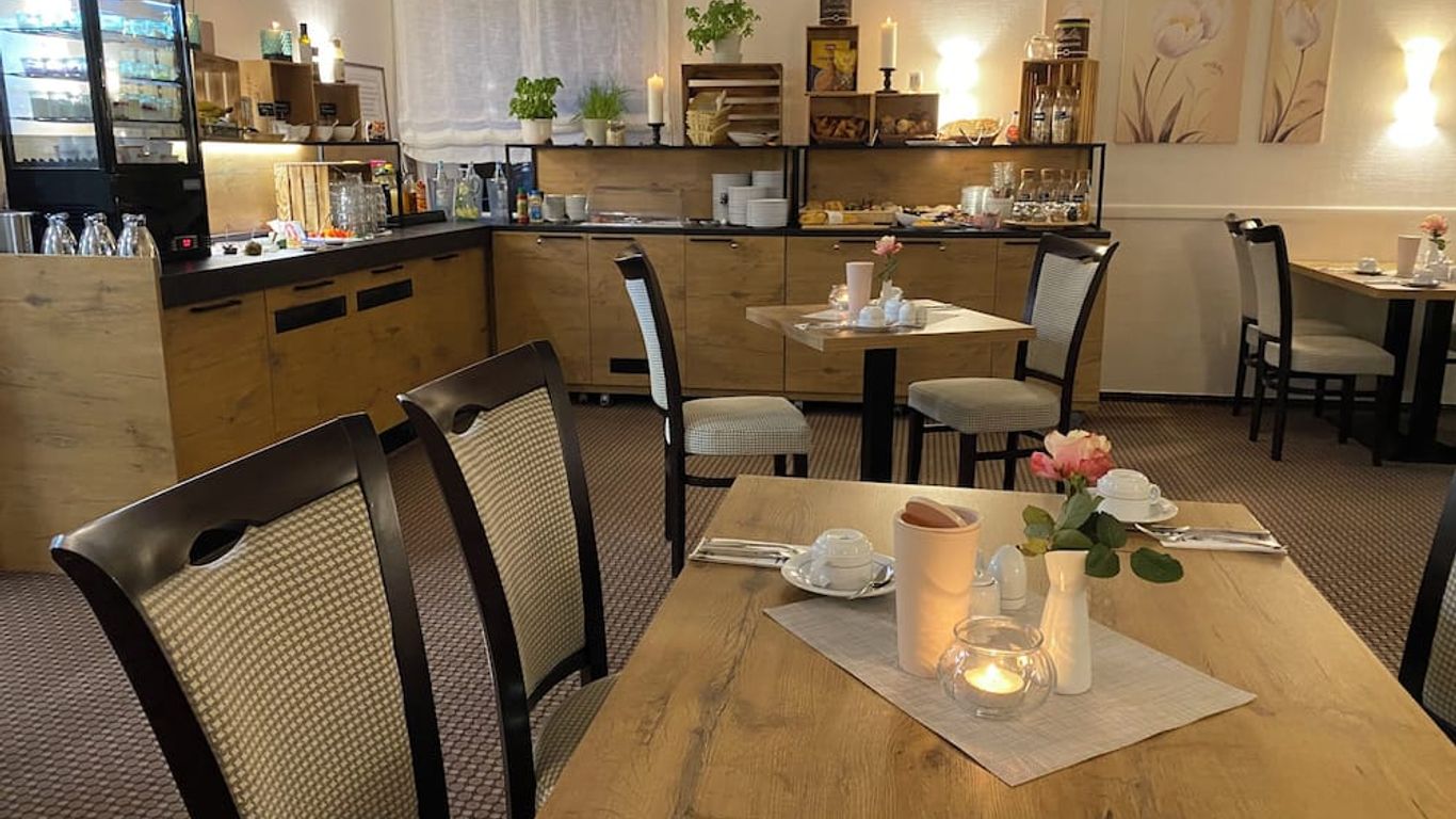 Hotel zum Rosenteich