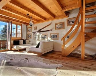 Chalet Soldanella 10 guests Gstaad - Gstaad - Living room