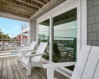 Sandpeddler Inn & Suites - Wrightsville Beach - Balcón
