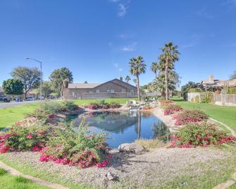 Indio Vacation Rental 2 Mi to Coachella - Indio - Pool