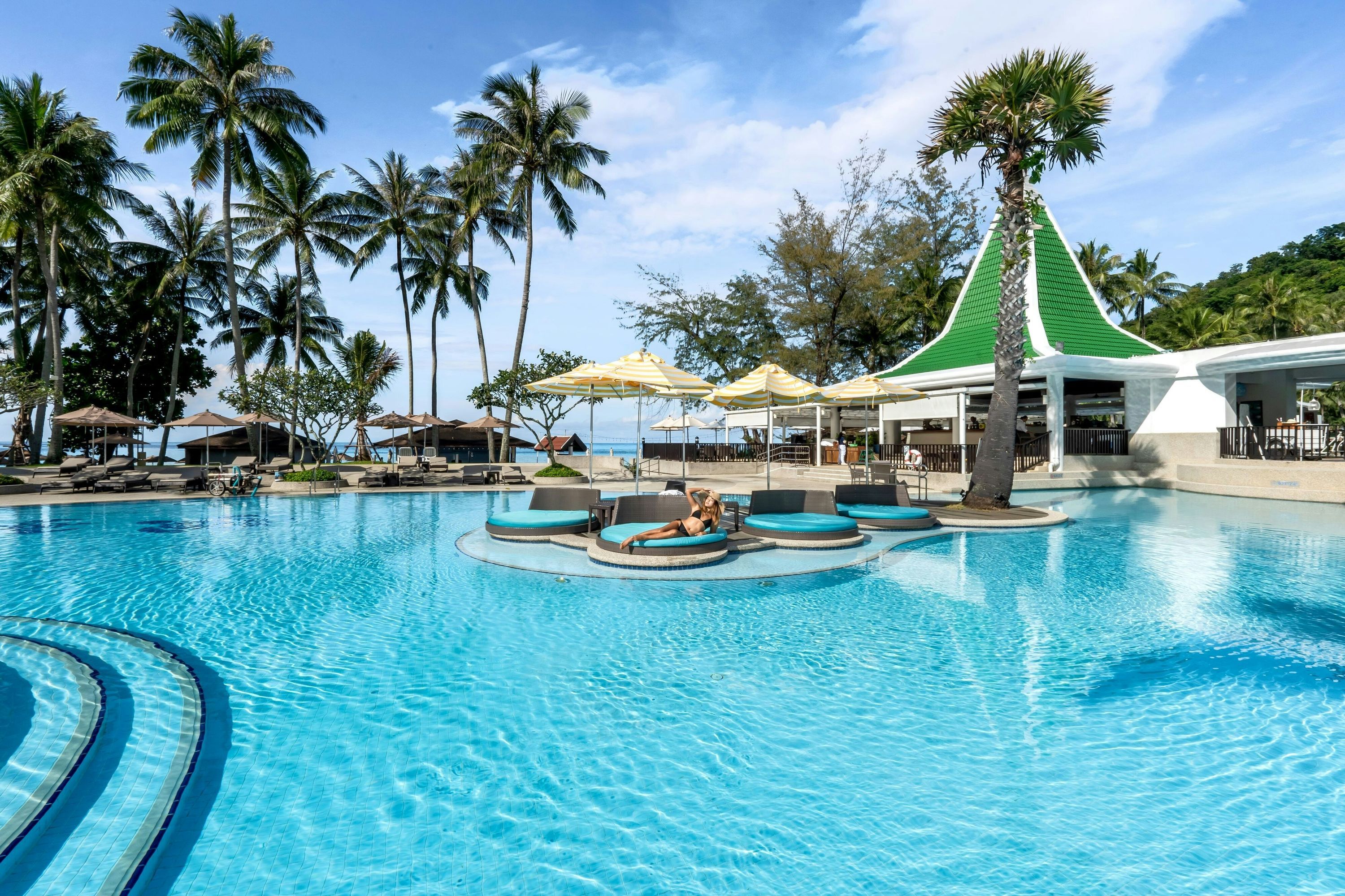Le Méridien Phuket Beach Resort - Phuket City - Pool