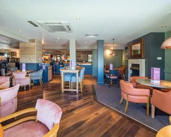 Premier Inn Llanelli Central East - Llanelli - Restauracja