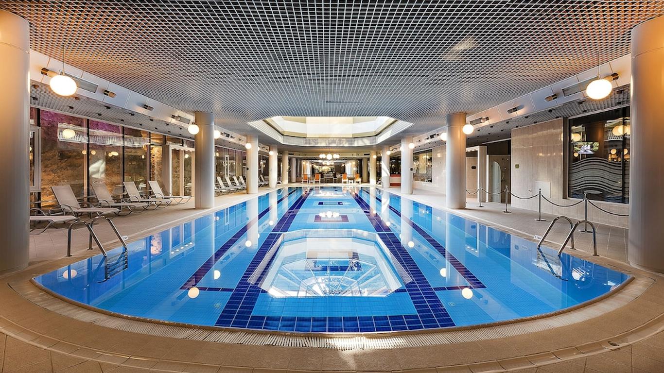 فندق قصر أرو