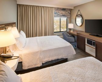 Hampton Inn & Suites Binghamton/Vestal - Vestal - Habitación