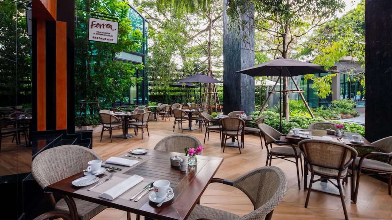 Parc Borough City Resort