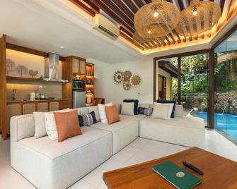 Ubud Green Resort Villas Powered by Archipelago - גיאניאר - סלון