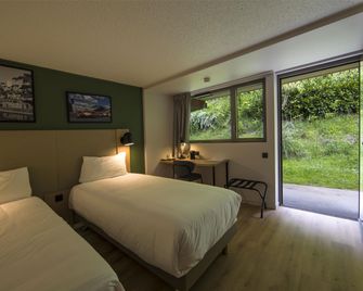 Campanile Le Mans Est - לה מה - חדר שינה