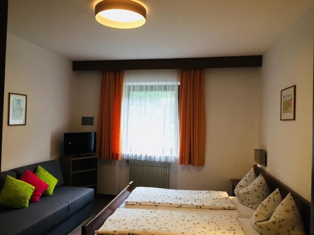 Tannerhof Bed & Breakfast - טירולו - חדר שינה