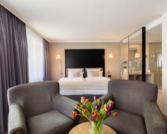 Select Hotel Friedrichshafen - Friedrichshafen - Schlafzimmer