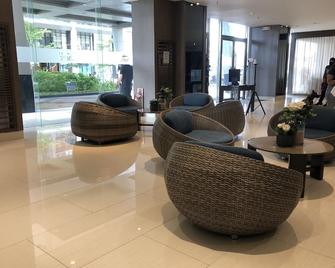 Shore Residences Stays By Pbyy - Manila - Lobby