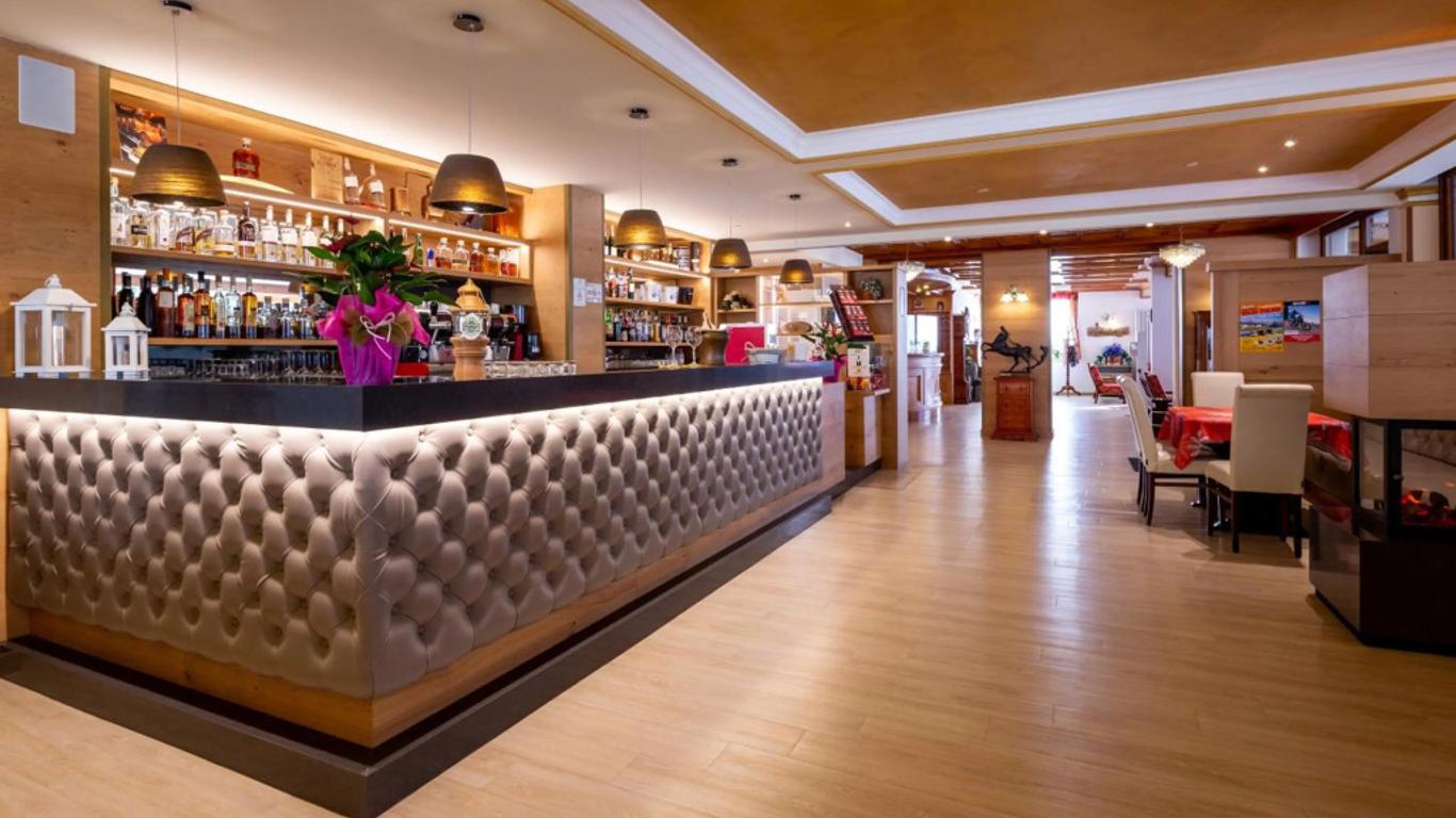 Hotel Alpen