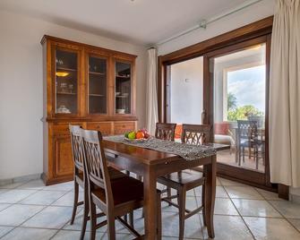 Apartment CSA - 15- Baia de Bahas by Interhome - Golfo Aranci - Essbereich