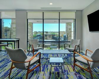 Home2 Suites by Hilton Plano Richardson - Plano - Living room