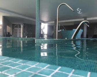 Hotel Bienestar Termas De Vizela - Vizela - Pool