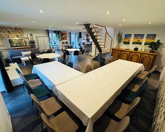 La Maison de Benjamin - La Chapelle-Saint-Aubert - Comedor