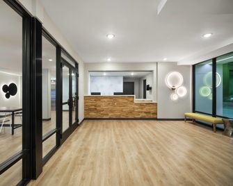 Echo Suites Extended Stay by Wyndham Aurora Denver - Aurora - Lobby