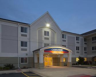 Candlewood Suites Peoria at Grand Prairie - Peoria - Building