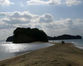 Country Inn The White Marine - Tonosho - Beach