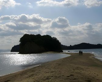 Country Inn The White Marine - Tonosho - Beach