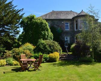 Balnearn House - Aberfeldy - Patio