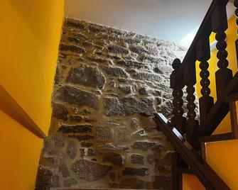 Hotel Casa Alberto - Castro Caldelas - Сходи