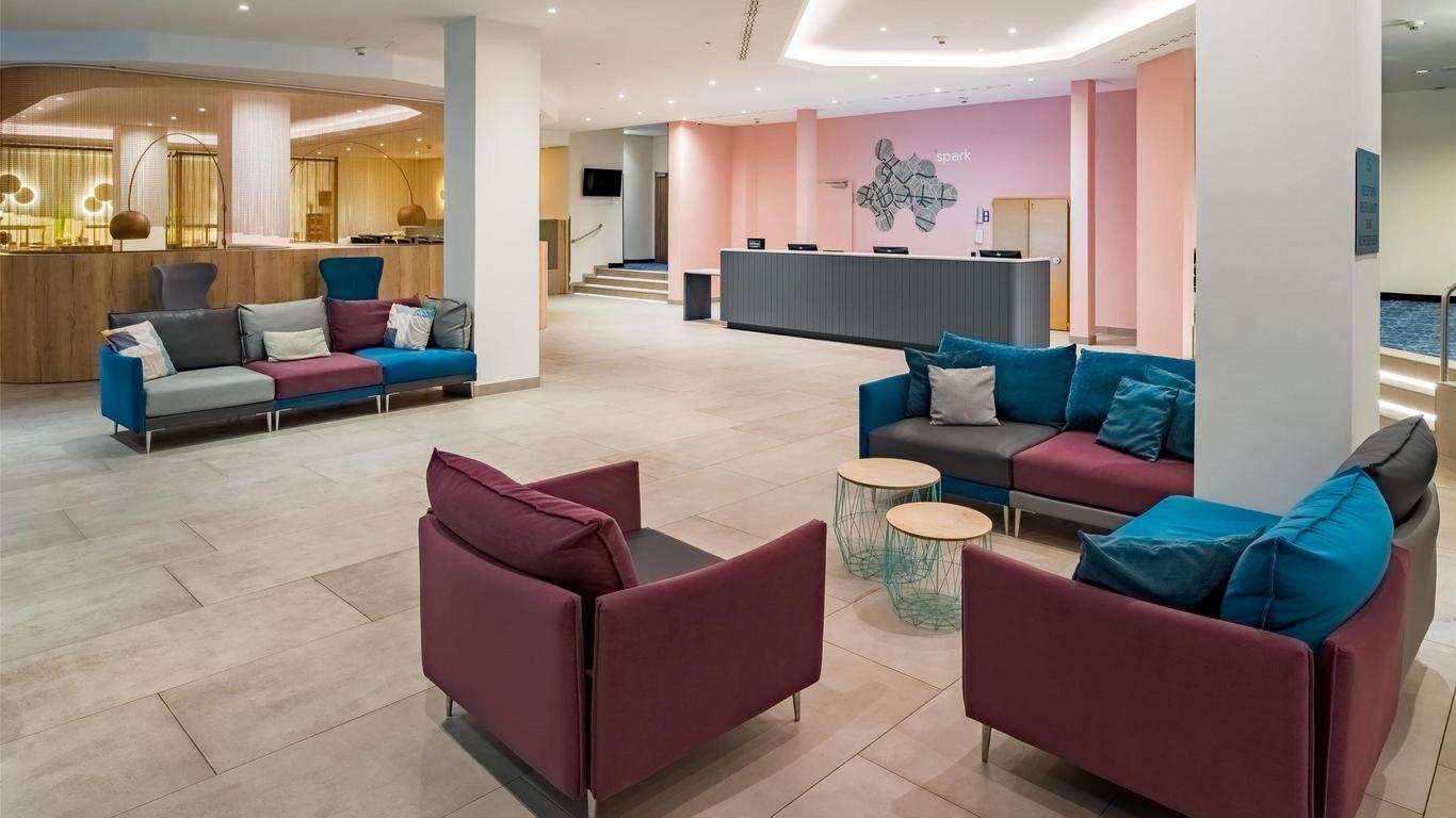 Spark by Hilton Wuppertal City Centre
