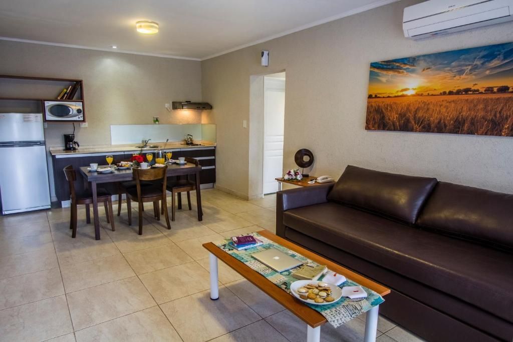 Blackstone Apart Boutique Hotel - וילה ג'נרל בלגראנו - סלון