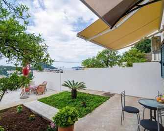 Apartments Lena & Lara - Dubrovnik - Patio