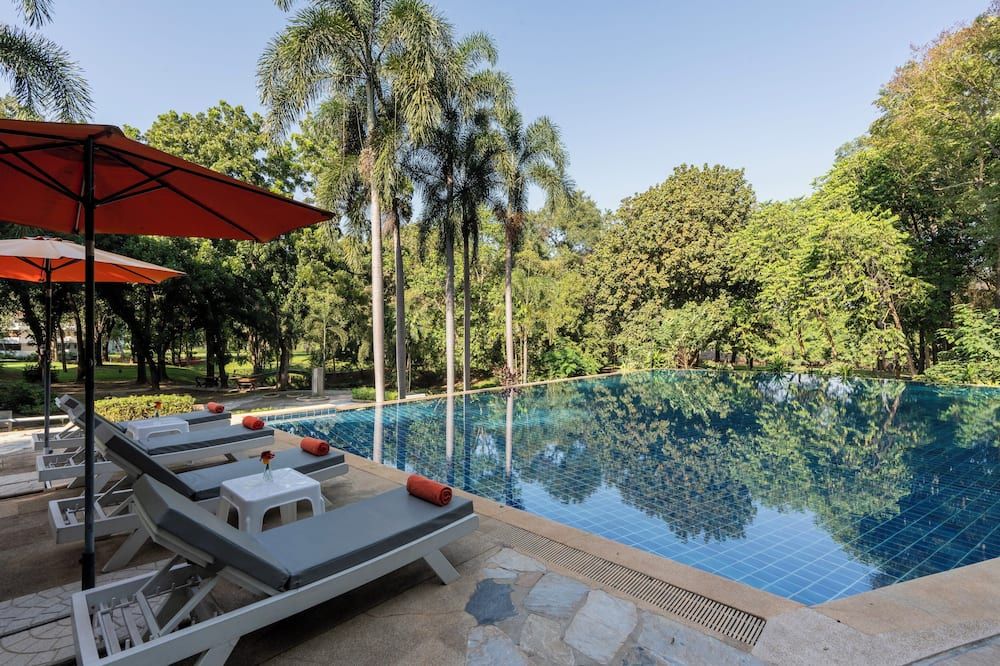 Comsaed River Kwai Resort - קאנצ'אנאבורי - בריכה