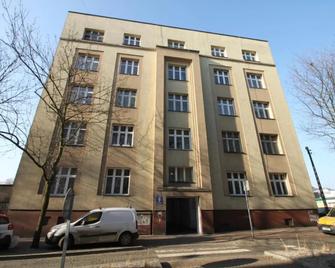 Ali 2 - Sosnowiec - Edificio