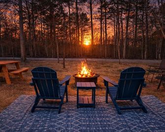 Luxury Glamping Rv Sleeps 4 Hot Tub All Resort Amenities Near Lake Claiborne - Minden