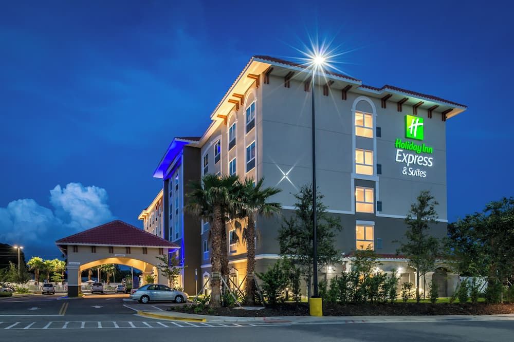 Holiday Inn Express & Suites St. Petersburg - Madeira Beach By IHG - סנט פיטרסברג - בניין