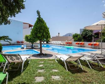 Myrtis Spa Hotel - Plakias - Piscina