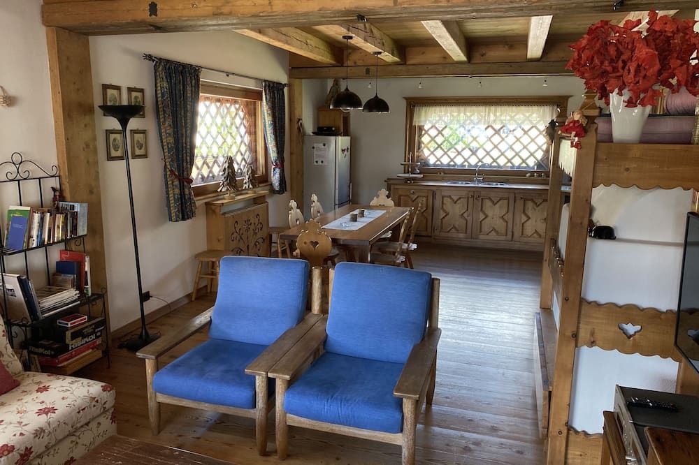 Holiday Chalet In Borca DI Cadore - Dolomites - 15 Km To Cortina D'ampezzo# - Borca di Cadore - Wohnzimmer