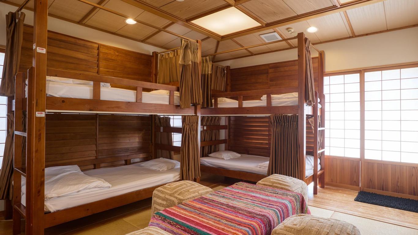 沖縄ゲストハウスgrand那覇