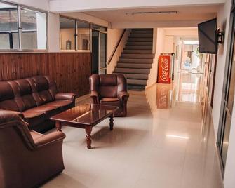 Hotel Tia - Salto - Lobby