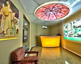 Blue Sky Hotel & Suites - Alanya - Front desk