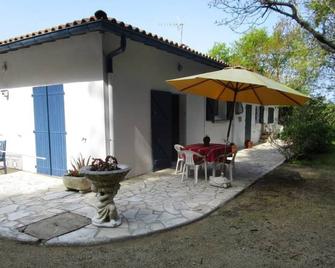 T2 In Big Home, Close To Bayonne, Biarritz. - Tarnos - Patio