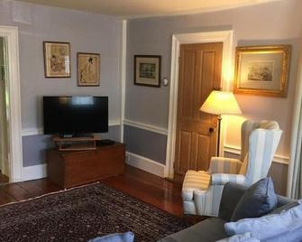 The Market Street Inn - Newburyport - Living room