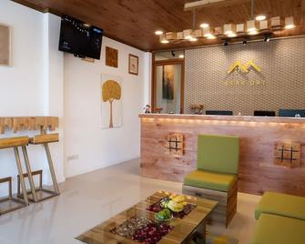 โรงแรมใกล้สนามบิน สุราษฎร์ธานี - พุนพิน - แผนกต้อนรับส่วนหน้า