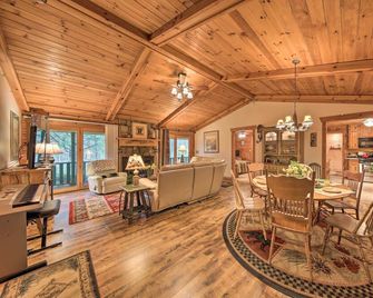 Ellijay Cabin With Porch And Private Hot - Ellijay - Comedor