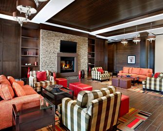 Four Points by Sheraton Edmonton Gateway - אדמונטון - טרקלין