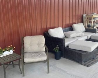 Charming Family & Pet Friendly Barndomium - [formerly Moxie Market] - Saint Regis