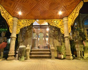 Shwe Thazin Hotel Mrauk U - Mrauk-oo - Lobby