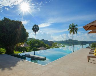 Tri Ahangama By Teardrop Hotels - Koggala - Pool