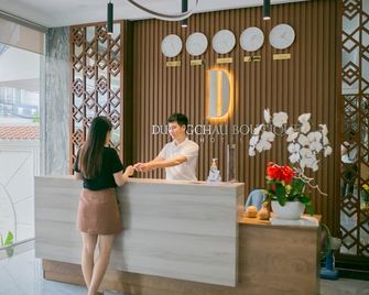 Duong Chau Boutique Hotel - Bien Hoa - Recepción