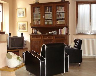 Bed and Breakfast La casa delle rondini - Staffolo