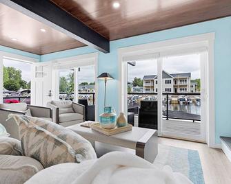 The Lux Boat House At The Cove-Sylvan Beach Ny - Sylvan Beach - Sala de estar