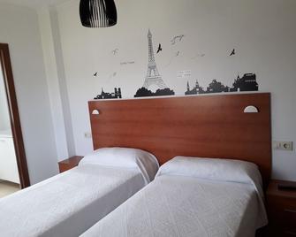 Pension Nigran - Nigrán - Bedroom